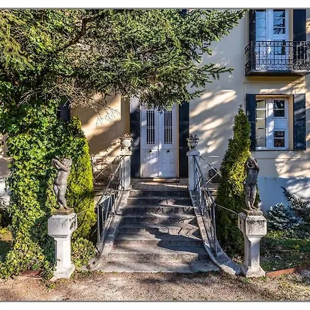 Angeles Villa *